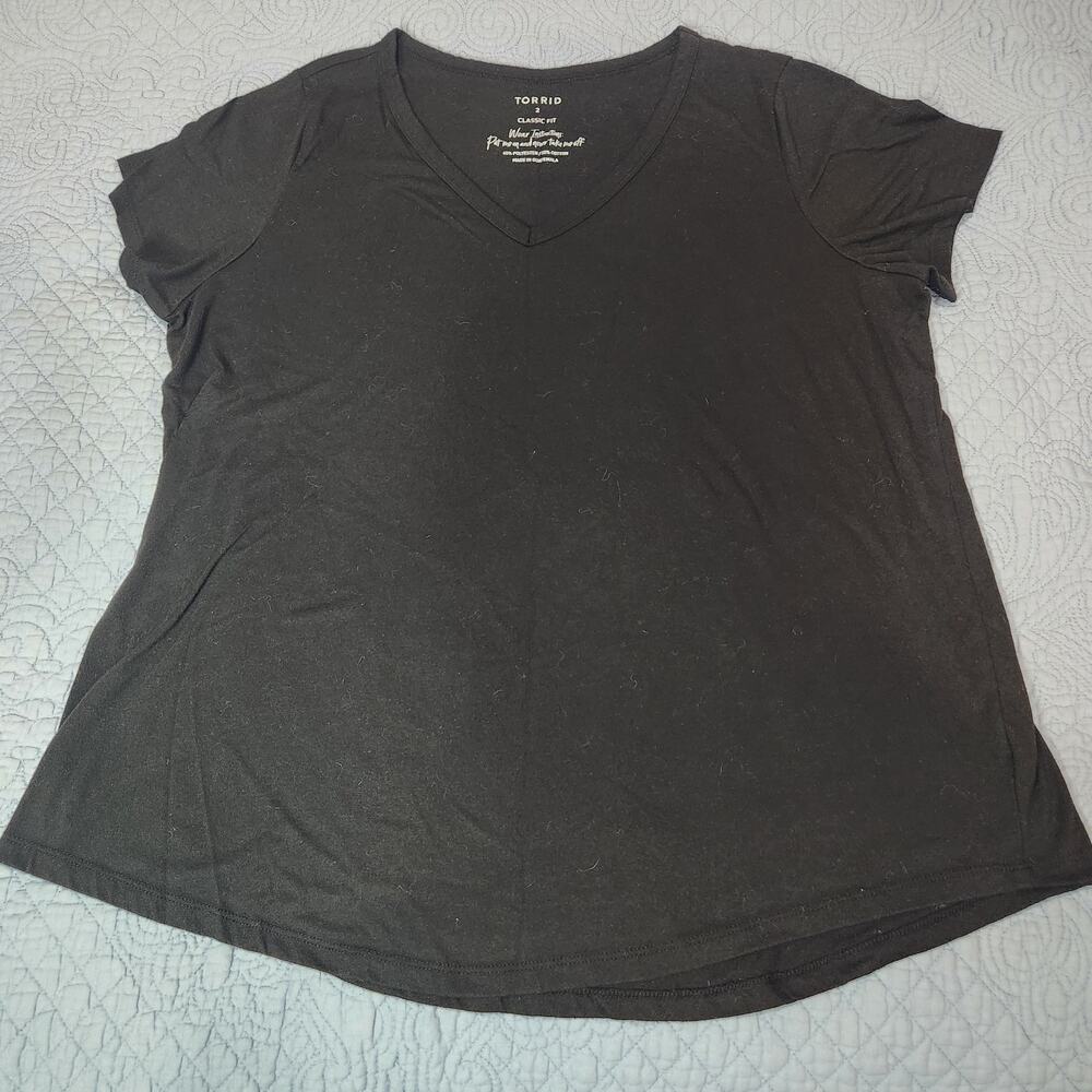 Torrid Black V Neck T Shirt Womens 2X 2XL Classic Fit Short Sleeve Casual Top